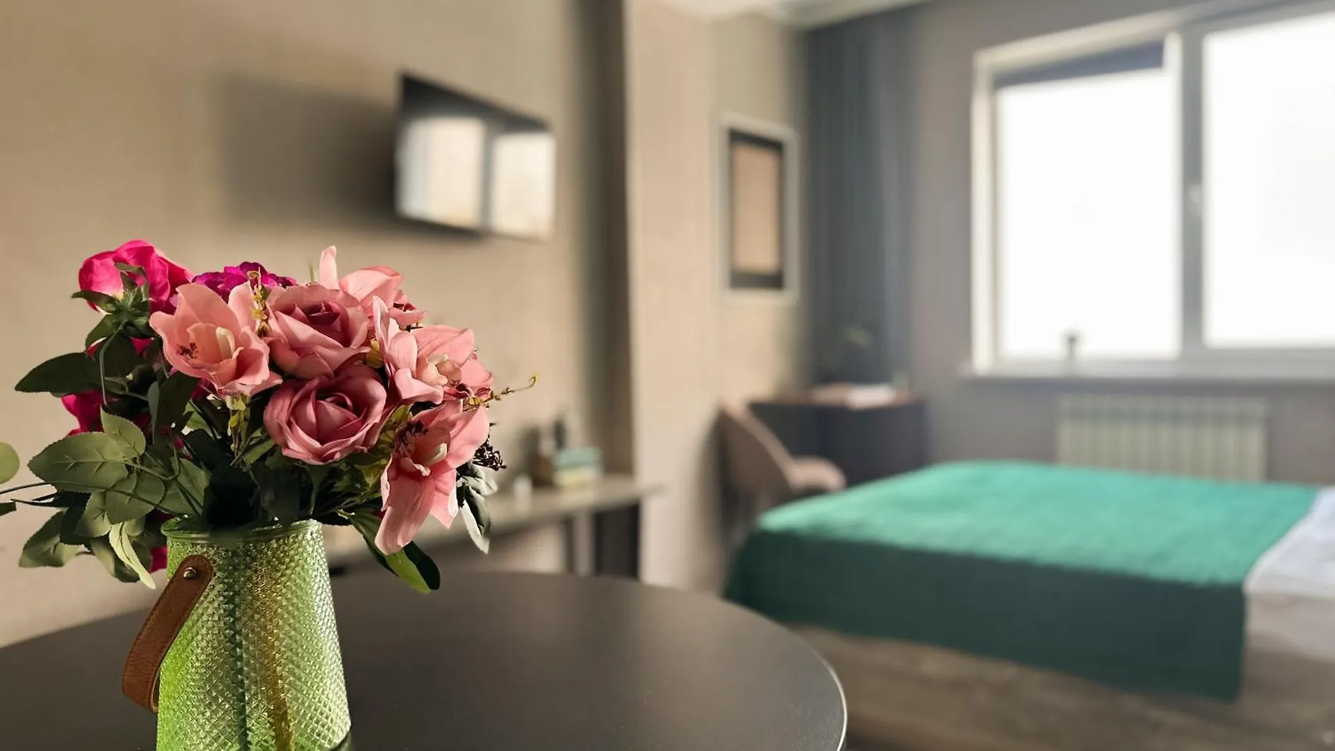 Adt Apartments الماتي 0*,